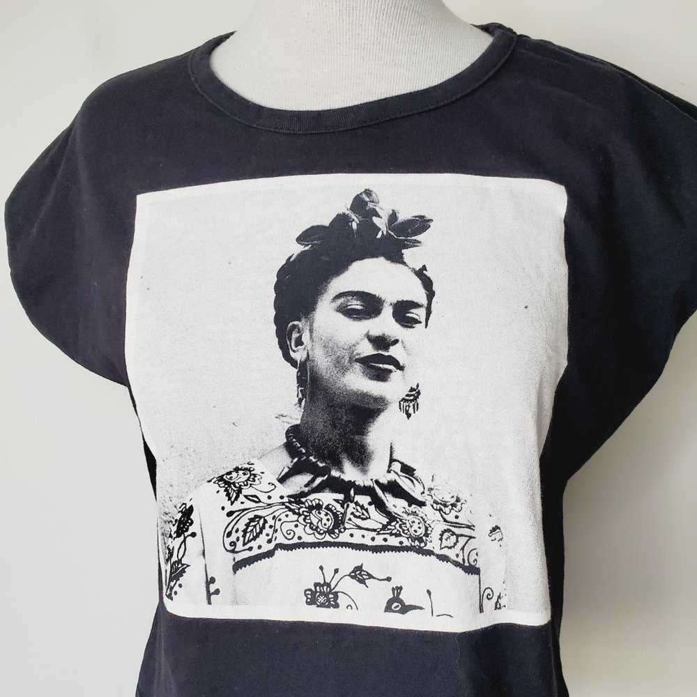 Frida Kahlo Official T-Shirt Portrait Tribute Graphic Boxy Black L - Picture 6 of 11